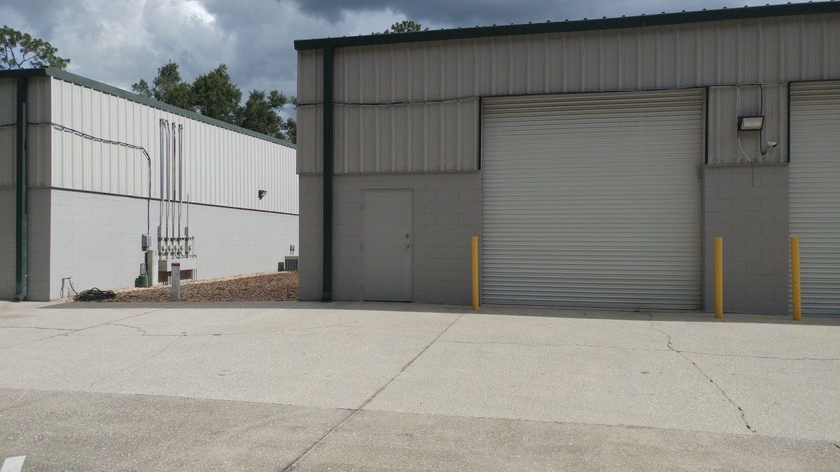 Retail Space For Lease: 1609 S State Road 15A, Deland, FL 32720